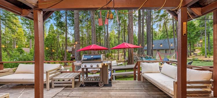 蓝湖泉A字形心境阿诺德小屋(Blue Lake Springs A-Frame Of Mind Cabin in Arnold)图片