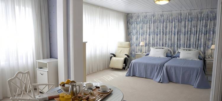 拉斯罗卡斯海滩酒店(Las Rocas Playa Hotel)图片