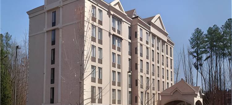 罗利卡瑞I-40沃尔纳特街假日套房酒店(Holiday Inn & Suites RALEIGH-CARY (I-40 @WALNUT ST) by IHG)图片