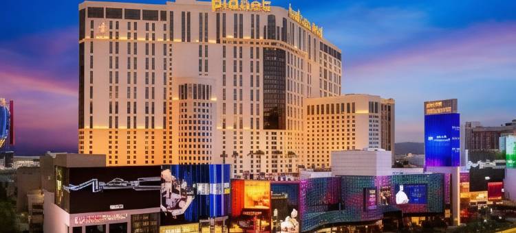 塞恩好莱坞星球酒店(Planet Hollywood)图片