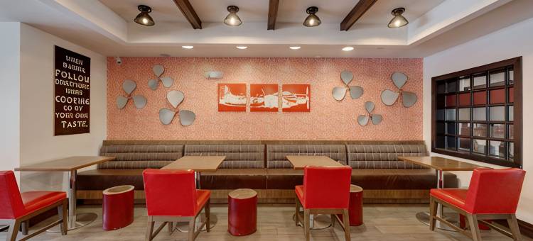 十字路口酒店, 纽堡(The Crossroads Hotel - Newburgh)图片