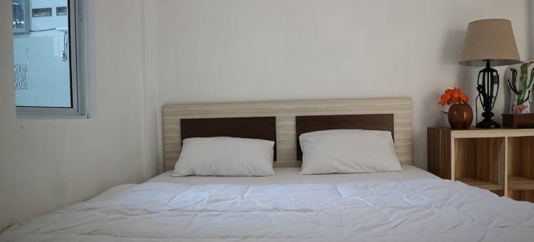 红多兹伊斯兰酒店-近丹戎槟榔市中心(RedDoorz Syariah Near Tanjung Pinang City Center)图片
