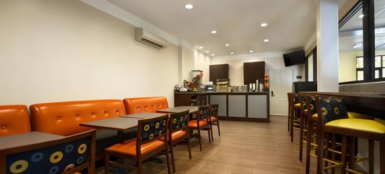 富尔顿代尔戴斯酒店(Days Inn by Wyndham Fultondale)图片