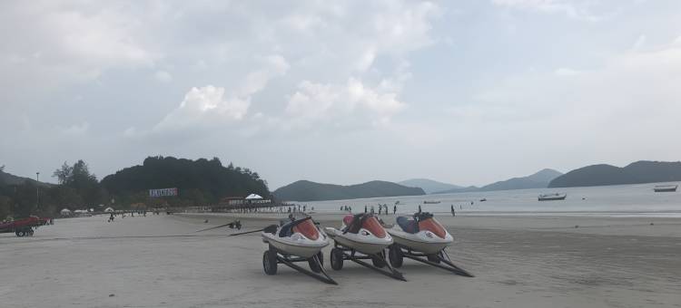 珍南埃迪亚酒店(Adya Hotel Chenang)图片