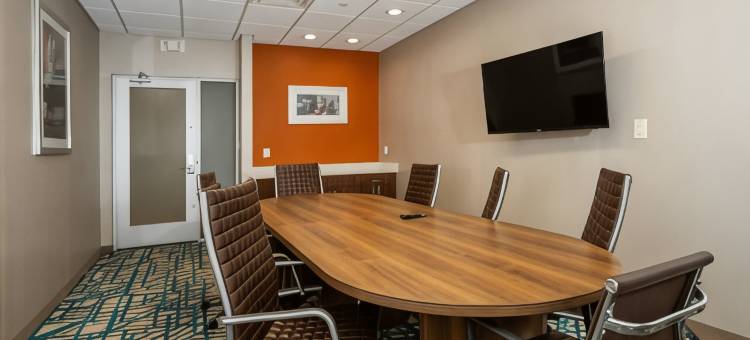 亨茨维尔万枫套房酒店(Fairfield Inn & Suites Huntsville)图片