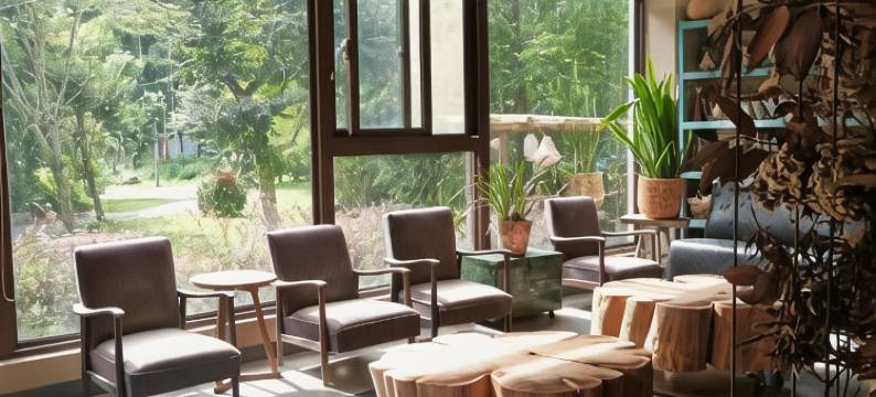 南投日月潭爱黏在一起设计师民宿图片