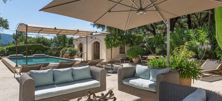 鲁乐兹区酒店(Domaine les Roullets)图片