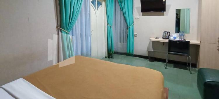尼洛霍特尔克布门米特拉瑞德多兹(Nillo Hotel Kebumen Mitra RedDoorz)图片