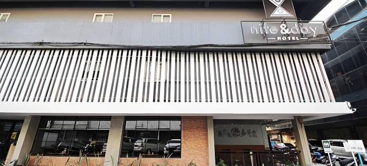 泗水柯杜多拉酒店(Nite & Day Surabaya - Kedungdoro)图片