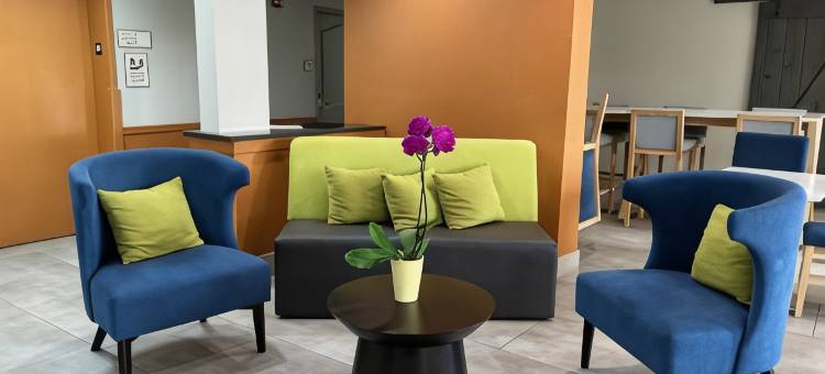 奥兰多南呗盟酒店(Baymont by Wyndham Orlando South)图片