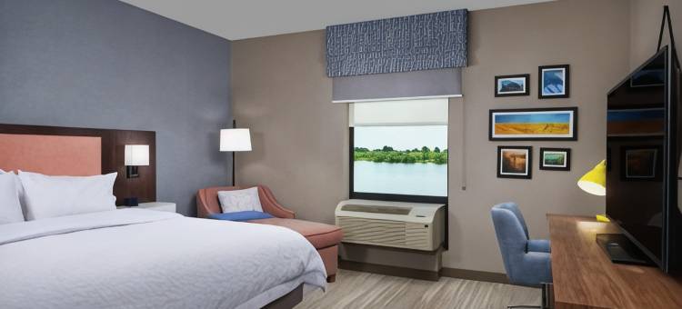 布尔利希尔顿欢朋酒店(Hampton Inn by Hilton Burley)图片