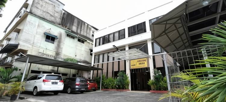 OYO 90499财富酒店(RedDoorz at Fortune Hotel Jalan Walanda Maramis Manado)图片