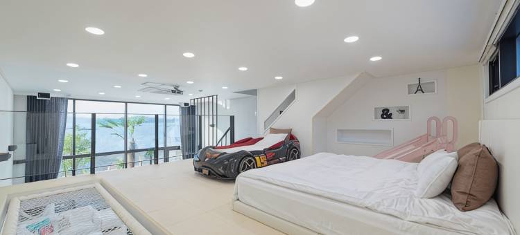 Tongyeong Biclash Kids Pool Villa Tongyeong Branch图片