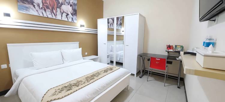 龙市酒店 - 近三邦利马三宝垄 - 美特拉酒店(Rons City Hotel Near Simpang Lima Semarang Mitra RedDoorz)图片