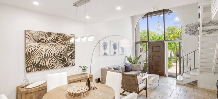 圣詹姆斯广场E单元度假别墅，豪华，宠物友好(The Villa at St. James Place, unit e Luxury, Pet Friendly)图片