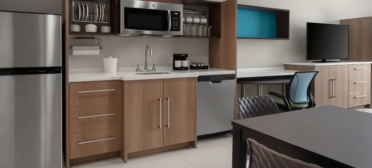 德梅因德雷克大学希尔顿惠庭套房酒店(Home2 Suites des Moines at Drake University)图片