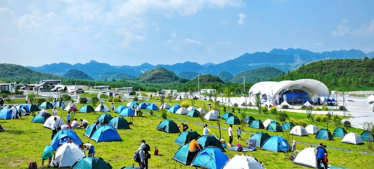 百里杜鹃百里云端·国际康养露营基地图片