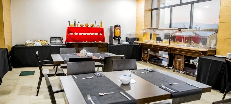 霍斯潘迪姆格雷多斯山谷酒店(Hospedium Hotel Valles de Gredos Golf)图片