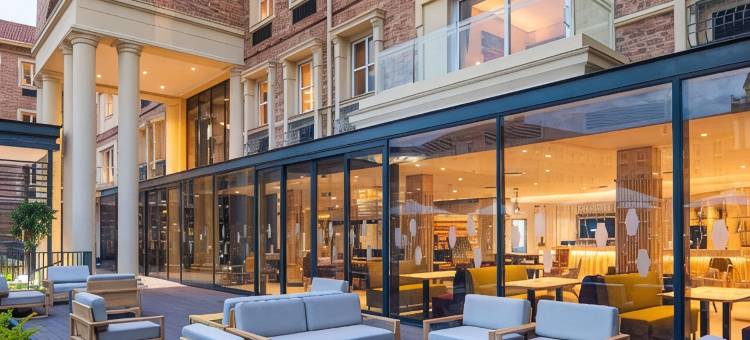 桑顿格雷斯顿希尔顿欢朋酒店(Hampton by Hilton Sandton Grayston)图片