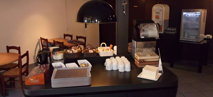 基里亚德尚蒂伊酒店(Kyriad Chantilly)图片