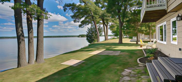 湖滨奇普瓦瀑布避风港，带私人露台！(Lakefront Chippewa Falls Haven with Private Deck!)图片