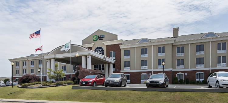 洲际酒店集团智选假日酒店及套房卡尔曼(Holiday Inn Express Hotel & Suites Cullman, an IHG Hotel)图片