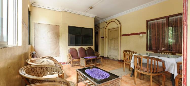 阿尔哈基姆伊斯兰酒店(Hotel Al Hakim Syariah Redpartner)图片