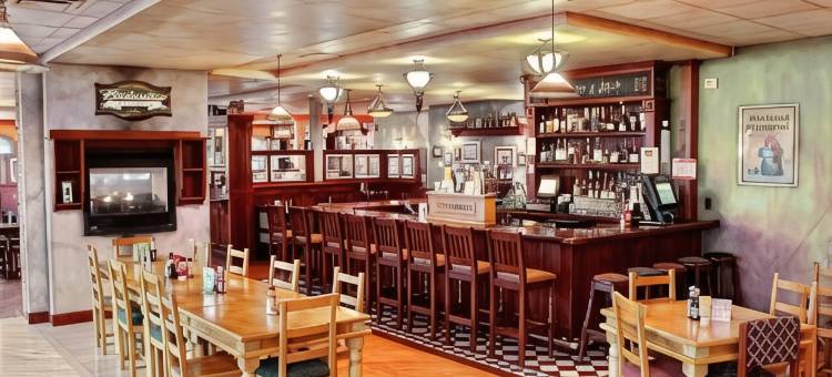 I-74 及 155 舒适套房酒店(Comfort Inn & Suites at I-74 and 155)图片