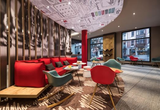 Ibis Bilbao Centro Hotel Overview