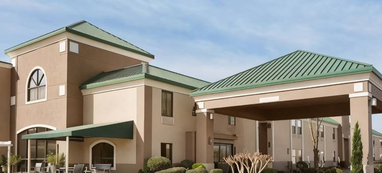 Spark by Hilton Spring Lake Fayetteville图片