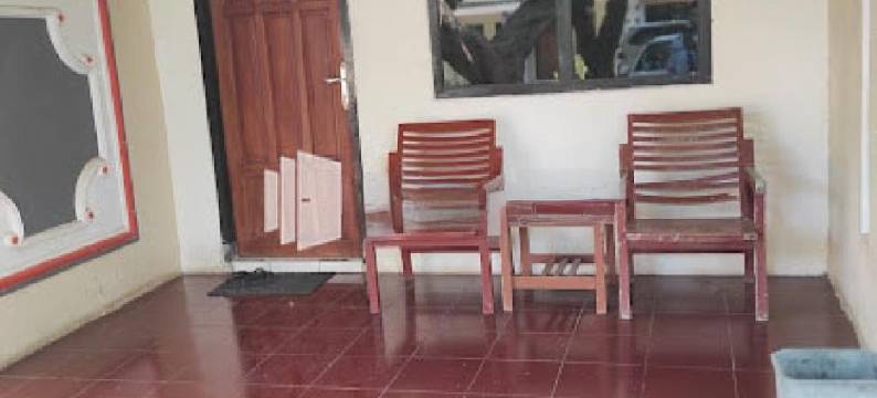 红色伙伴内瓦纳西图本多酒店(Hotel Nirwana Situbondo RedPartner)图片