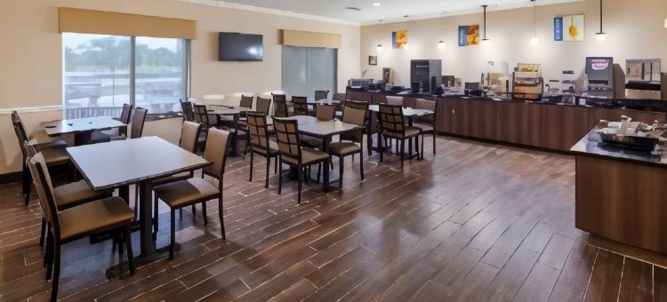 伯利森贝斯特韦斯特优质套房酒店(Best Western Plus Burleson Inn  Suites)图片