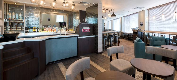 埃普镇中心普瑞米尔酒店(Premier Inn Epsom Town Centre)图片