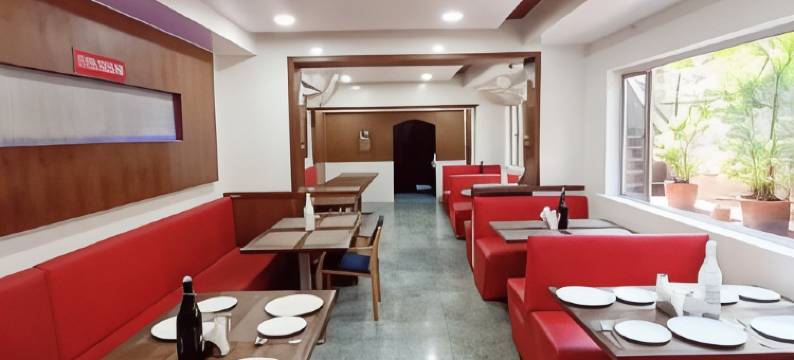 Rapid Lakme Executive Hotel图片