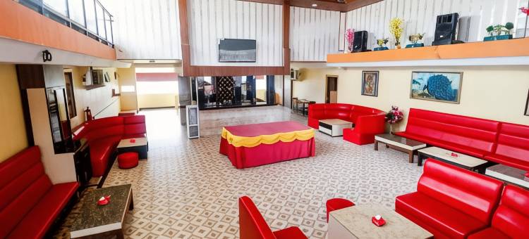 红门Plus酒店-近巴淡DC购物中心(RedDoorz Plus near DC Mall Batam)图片