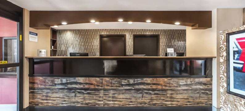 杰克逊市中心-体育馆贝斯特韦斯特优质酒店(Best Western Plus Jackson Downtown-Coliseum)图片