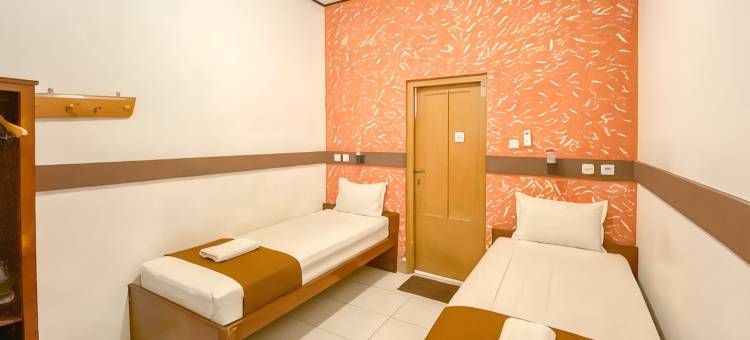 玛拉卡卡图古日惹美特拉红门酒店(Hotel Maerakaca Tugu Yogyakarta Mitra RedDoorz)图片
