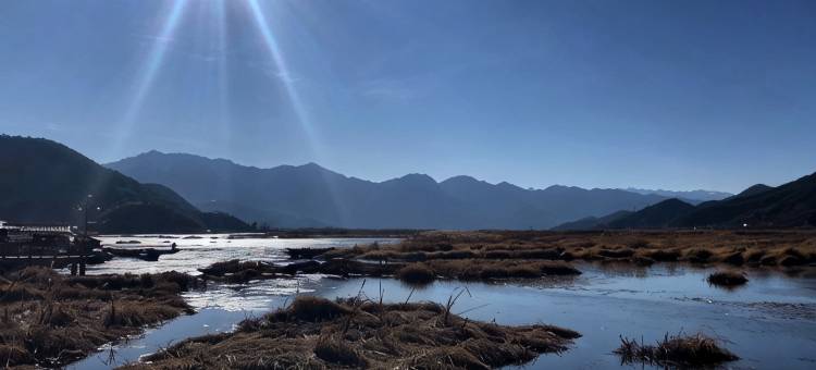 泸沽湖漫居湖景度假民宿图片