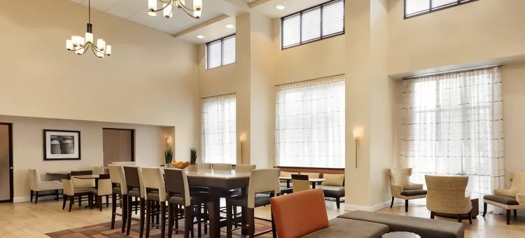 拉戈欢朋套房酒店(Hampton Inn & Suites Largo)图片
