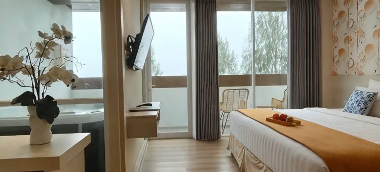 布罗莫乐仁酒店(Lereng Bromo Hotel)图片