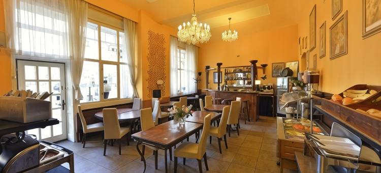 布拉格老城哈斯塔尔酒店(Hotel Hastal Prague Old Town)图片