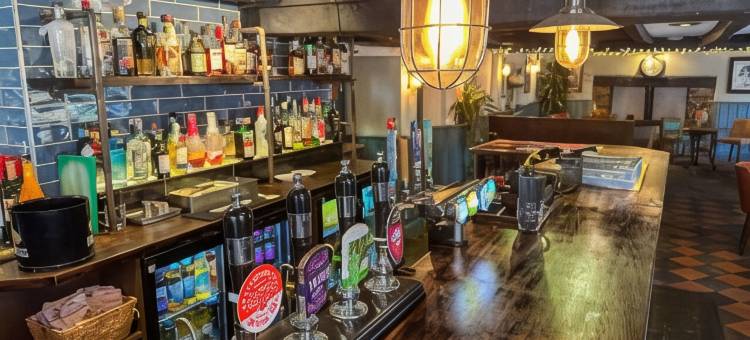 蓝色球旅馆(Blue Ball Inn, Sandygate, Exeter)图片