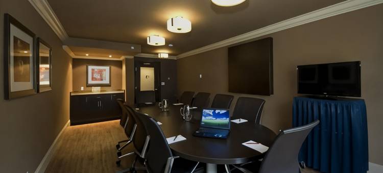 萨里-兰利华美达酒店(Ramada by Wyndham Surrey/Langley)图片