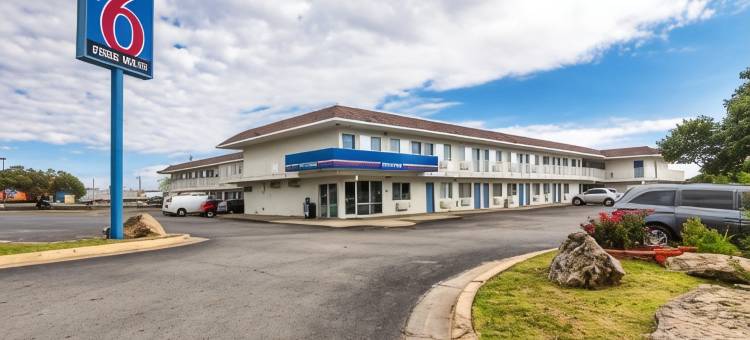 阿德莫尔6号汽车旅馆(Motel 6 Ardmore, OK)图片