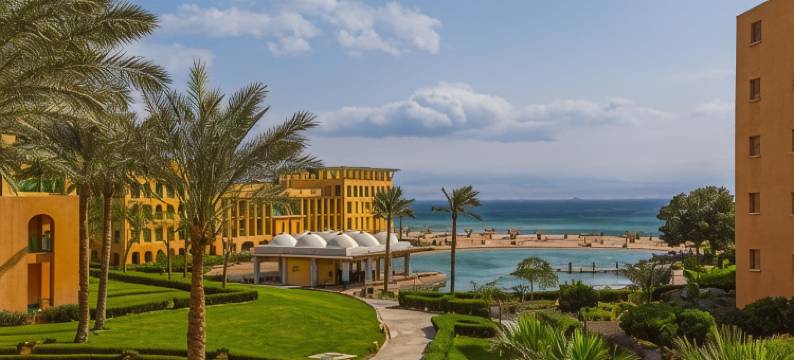 斯特兰德海滩度假村(Strand Beach Resort)图片