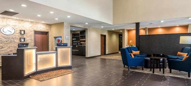 舒适套房酒店梅里迪恩和I-40(Comfort Suites Meridian and I-40)图片