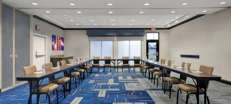 希尔顿欢朋酒店-法明顿(Hampton Inn Farmington)图片