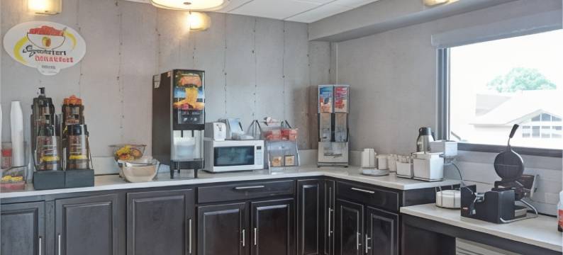 谢尔比速8酒店(Super 8 by Wyndham Shelby)图片