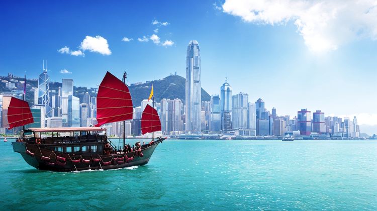 香港+8