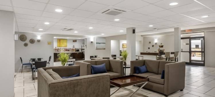 琼斯伯勒贝斯特韦斯特优质套房酒店(Best Western Plus Jonesboro Inn  Suites)图片